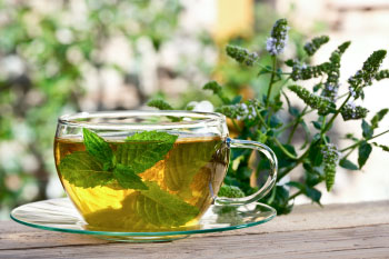 peppermint tea stop belly bloat