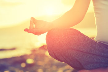 meditating in the sun ways fight fatigue